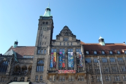 Friedensbanner am Chemnitzer Rathaus