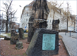 Denkmal an der Zeißstraße/Orthstraße