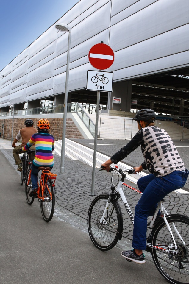 Fußgänger und Radfahrer Stadt Chemnitz